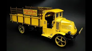 1926 Mack AC Stake Bed Circus Truck 1/24 Scale Model Kit How To Assemble Paint Wood Grain Plastic