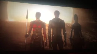 Avengers come and fight against thanos Avenger Endgame (Kinoaufnahme)