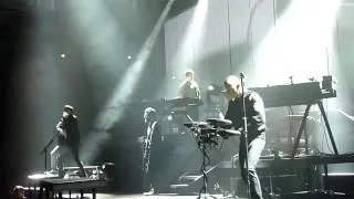 Linkin Park - Wretches and Kings Live at O2 World 20.10.2010 [HD & HQ]