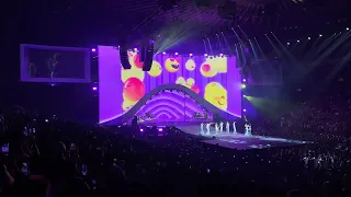 TWICE - Title Track Medley (Live in Oakland)