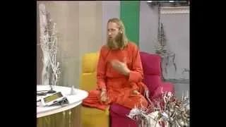 Интервью дады Садананды о йоге на ТВ в Кемерово