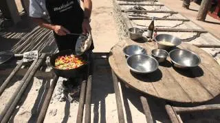 Dagbreek: Kos is op die tafel - Muisbosskerm, Paella
