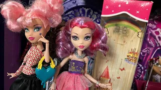 UNBOXING MATTEL PTMI BIRTHDAY MONSTER HIGH DOLL CIRCA MAGICA | throwback review 2013