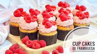 CUPCAKES DE FRAMBUESAS- HÚMEDOS Y ESPONJOSOS