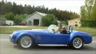 AC Cobra vs. Porsche 996 Turbo