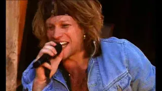 Bon Jovi - You Give Love A Bad Name (Live From London 1995)