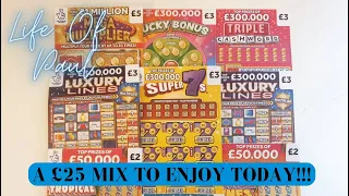 £25 mix of National lottery scratch cards