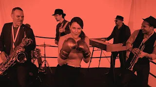 Robyn Bennett - Fight Song (Official video)