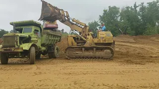 Matt from Diesel Creek on his Cat 977