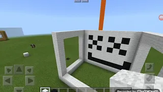 Building a marshmallow head in Minecraft part 2