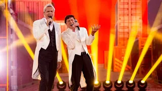 GIANNI Morandi e Claudio Baglioni 🌹🎸🌷  "Non facciamoci prendere dal panico" 💜 LIVE