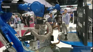 Yaskawa Spot Welding Robots Collaborating