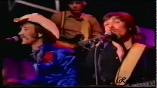 Dr. Hook - "When You're In Love With A Beautiful Woman"   (Live from BBC show 1980)