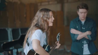 Farm Band - Maggie Rogers 'Alaska' - Barn on the Farm Sessions