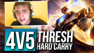 WTF 4V5 THRESH SUPPORT HARD CARRY - League of Legends