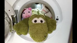 Experiment - Toys - in a Washing Machine - Centrifuge