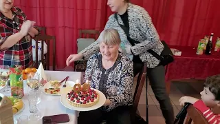 Oma's 80
