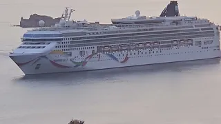 Norwegian Dawn arriving at Portland Port ( Saturday 18th May 2024 )