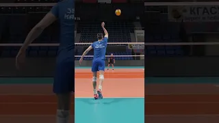 Coach vs player | Volleyball tennis