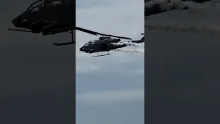 Cobra Performing Return To Target Maneuver.