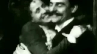 Old School Kissing From 1900's Film (public domain)