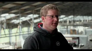 Replacing a rotary with 10 Lely robots for a 500 cow herd