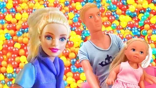 Barbie doll & Chelsea baby doll. Family Fun & Barbie Videos.