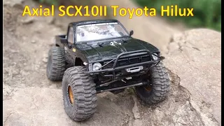 Axial SCX10ii Toyota Hilux Rock Crawling - Marlin Crawler