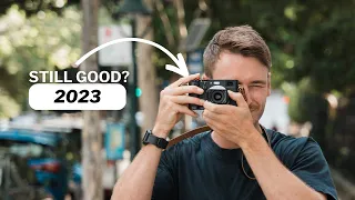 Fujifilm X100V vs. XE4 vs. X100F | Which Is Best for YOU in 2024?