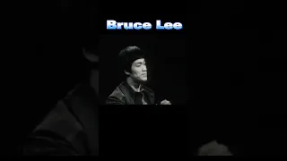 Bruce Lee vs Chuck Norris￼