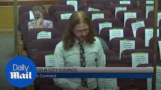 Man makes plea for council to rename 'boneless chicken wings'