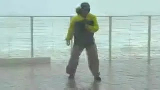 VIDEO: Jim Cantore to the rescue