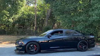 OUTSIDE POV 2012 SRT8 CHARGER (PULLS, EXHAUST REVS AND BURNOUT)