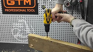 шурупокрут DeWALT за 1000 грн