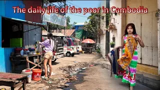 The helplessness of poor families: in hot weather, they can only live in tin houses  高棉人的生活日常 柬埔寨