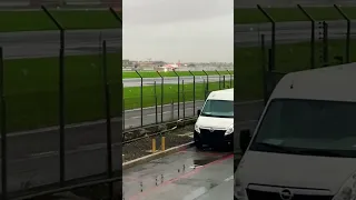 Easyjet a320 Lands At Naples After It’s Diversion To Bari *Absolutely Insane*✈️