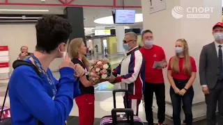 Встреча Олимпийцев Токио в Москве Союзом Тхэквондо России_видео от РИА новости