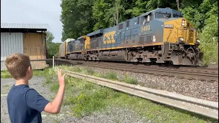 TRAIN TRACKERS # 30 - CHASING FAST CSX FREIGHT TRAINS + BONUS AMTRAK SIGHTING