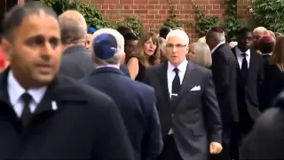 Amy Winehouse: Private funeral held