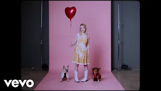 Mckenna Grace - Gentleman