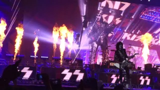 Kiss - I was made.../Detroit rock city live Unipol Arena 16/05/2017