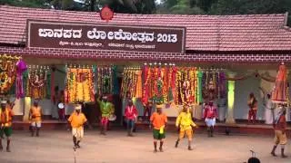 Pooja Kunitha (ಪೂಜಾ ಕುಣಿತ ) : ritualistic folk dance of Karnataka