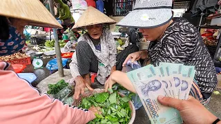 Giving Money To People In Need | Central Vietnam 🇻🇳