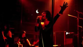 Queen- Live in Bradford, 11/6/1974