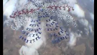 World Record 357 way skydive formation - Thailand 2004