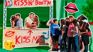SAVAGE KISSING BOOTH AT OUR HOUSE (With Fans)