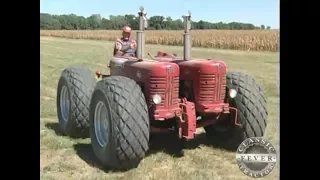 International Harvester 400 Diesel Twin Engine Garrett Tractor - Classic Tractor Fever