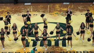 Oregon Cheer Fight Song Halftime 1/26/2023