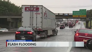 Drivers stopped in their tracks as flash flooding hits Memphis streets