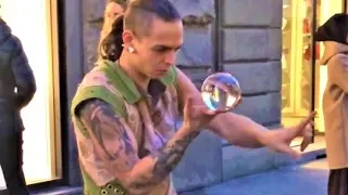 Contact Juggling - Crystal Ball Street Performer in Florence, Italy